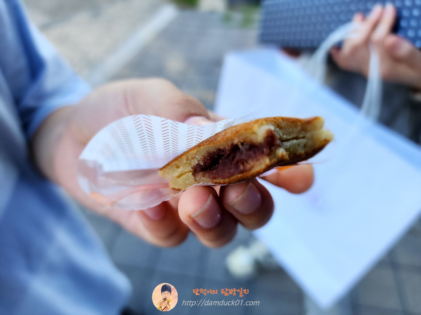 서비스 찰보리빵