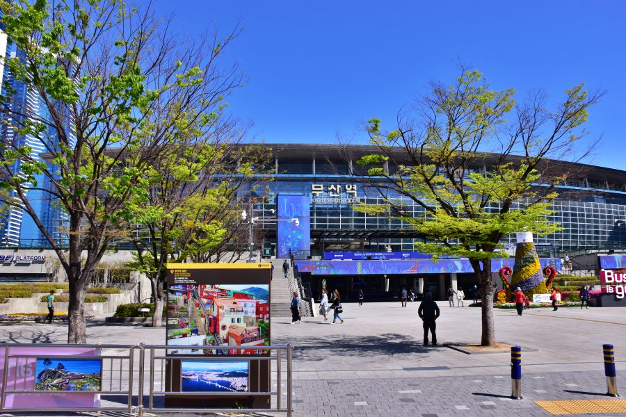 부산역 광장 2023년 4월