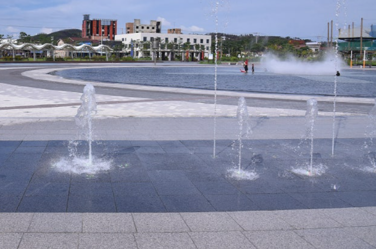 남당항 해양분수공원