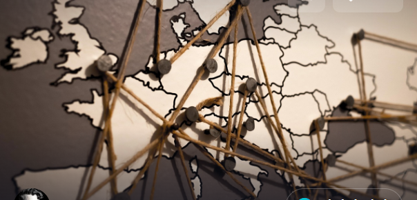 성당 벤치에서 발견한 세계지도