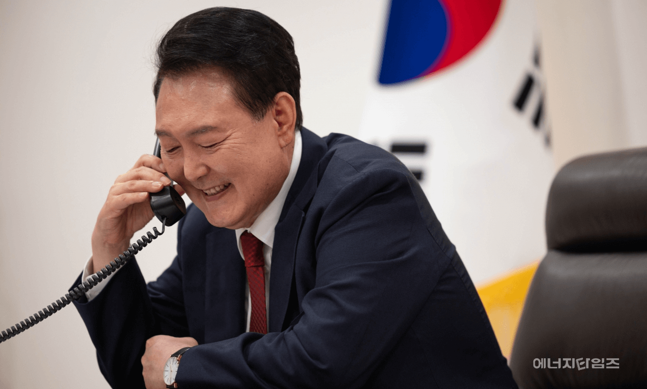 윤석열 내란 혐의 재판 2차 준비기일 불출석 결정