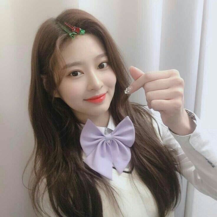 아이즈원 김민주 최애사진