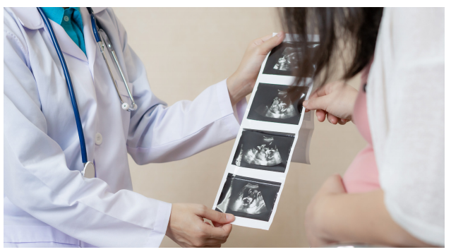 산부인과 의사-하는일-업무환경-되는법-학과-전망