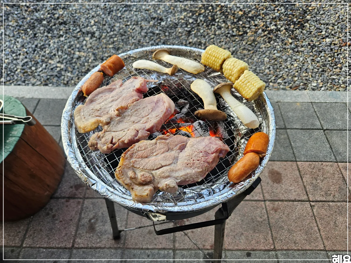 경기-근교-글램핑-럭셔리안성M글램핑카라반-그릴