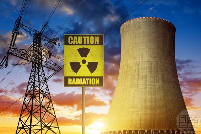 입에서 쇠맛 방사능