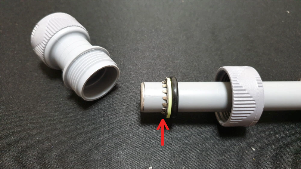 에이콘 배관 연결 부속 빼는 법