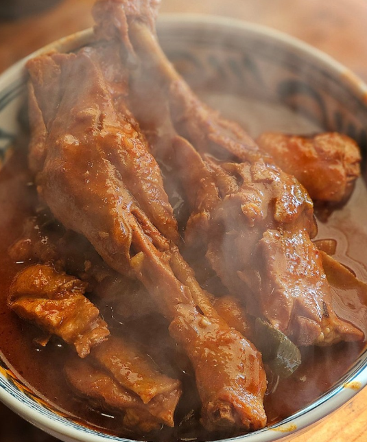 춘천 솥뚜껑 닭볶음탕