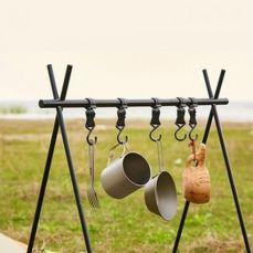 캠핑을 즐기기 위한 필수 아이템