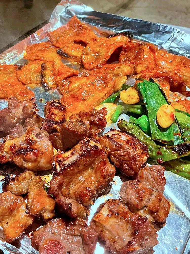 줄서는식당 김준호 추천 고추장 삼겹살, 숯불 초벌 쪽갈비, 물갈비 구수한 청국장 맛있는 식당 강남 선릉역 맛집 소개