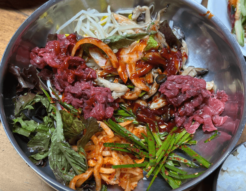 생방송오늘저녁 무한리필 소고기무국 군산 맛집