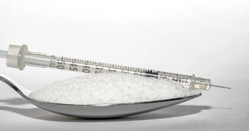 구아검은 설탕의 흡수를 늦추고 혈당 수치를 감소시키는 효과가 있습니다