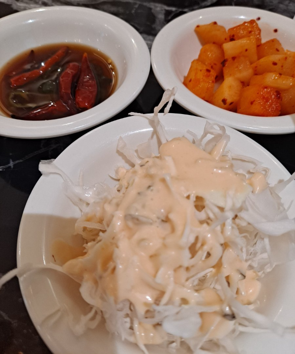 쯔왕돈까스 밑반찬