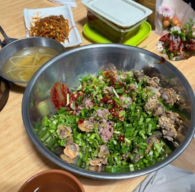 동네한바퀴-성동구-뚝도시장-꼬막비빔밥