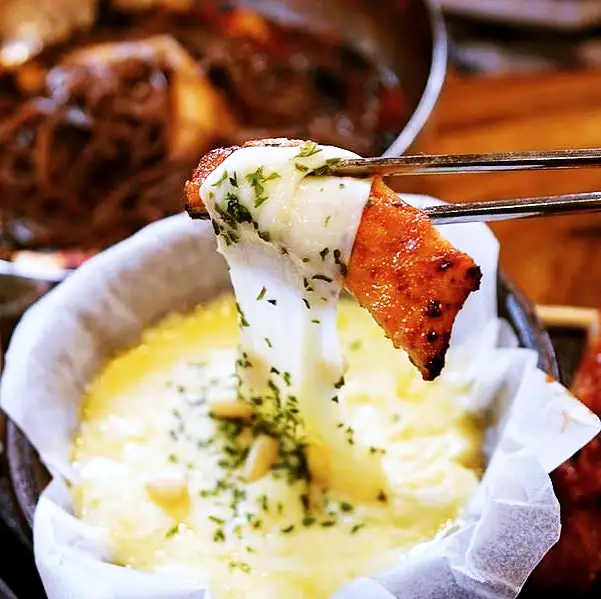 가평 아침고요수목원 가게 숯불 닭갈비 수완 좋은 여행 철판 치즈닭갈비 맛집 추천