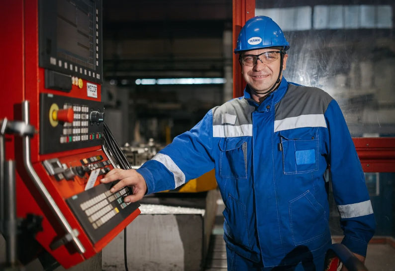 블루칼라 테크란? 기술직의 미래를 바꾸는 조용한 혁명