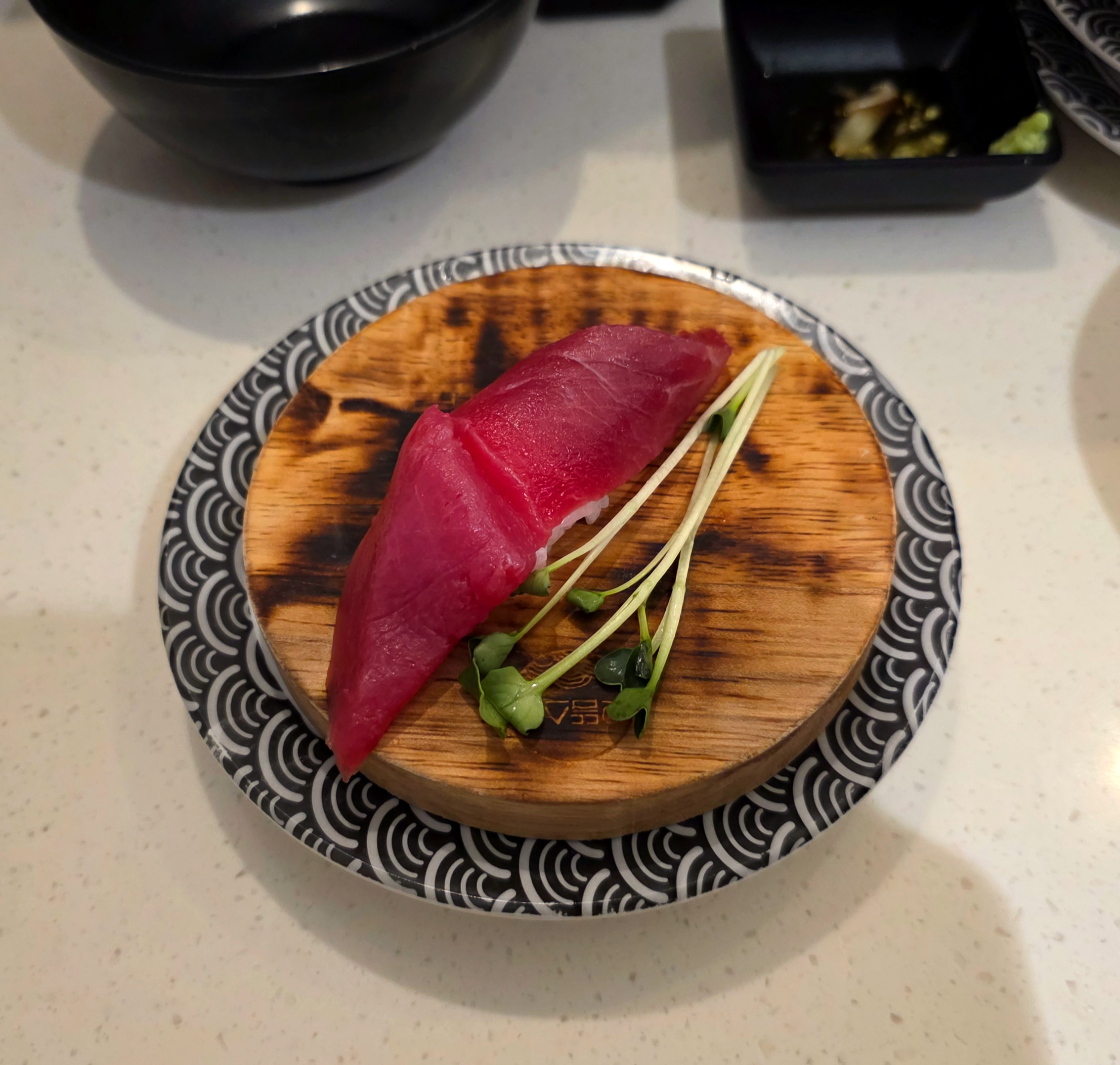 압구정회전초밥음뜸스시