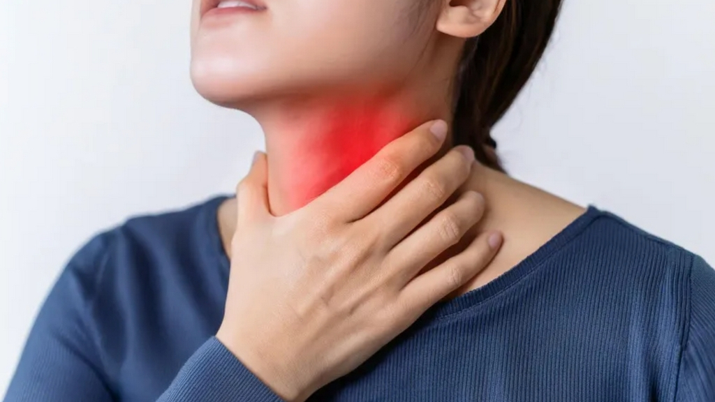 목에서 시작된 듯한 불편함, 사실은 위에서 올라온 신호?