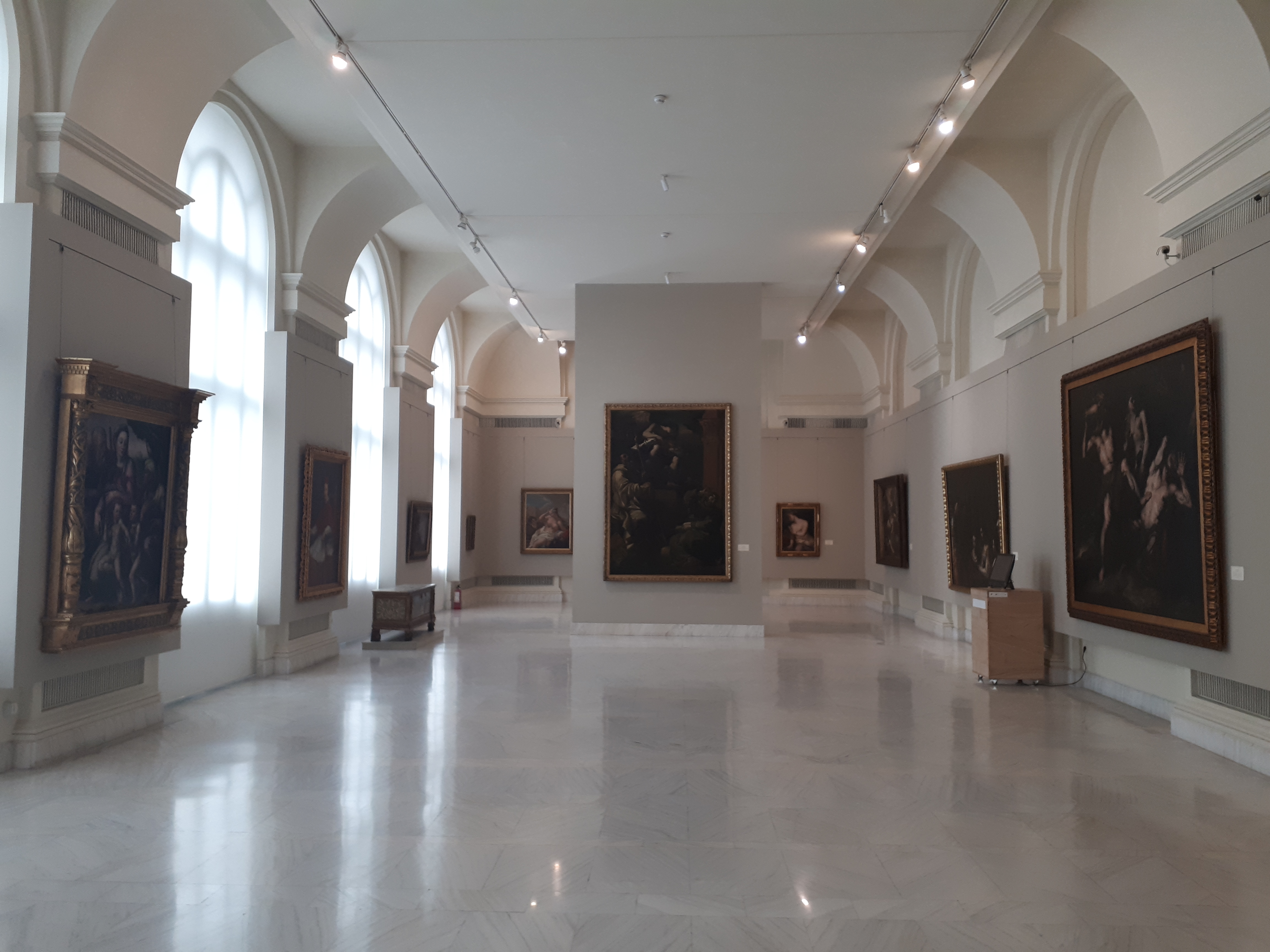 루마니아 부쿠레슈티 칼라테카 갤러리