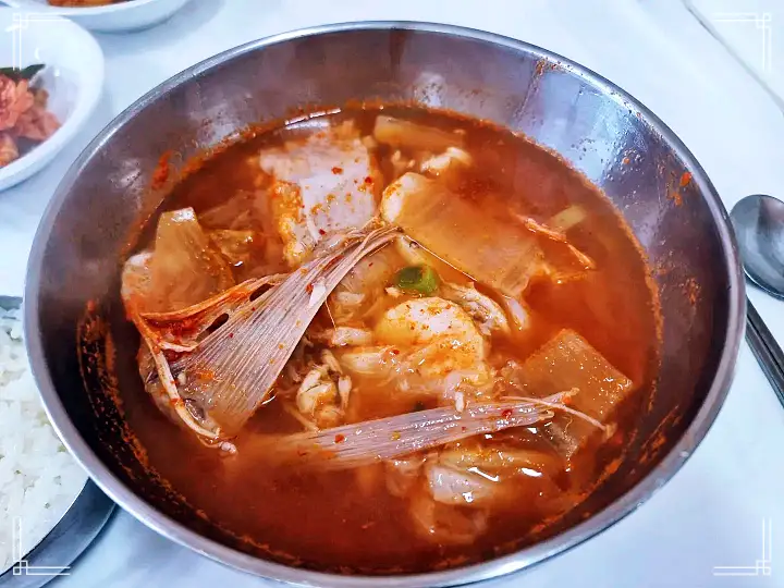 식객 허영만 백반기행 60년 노포 문희경 편 곰치국 문어볶음 장치조림 울진 맛집 소개