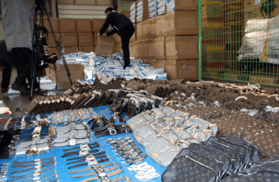 짝퉁 명품 2.2조원 수입, 루이비통보다 롤렉스