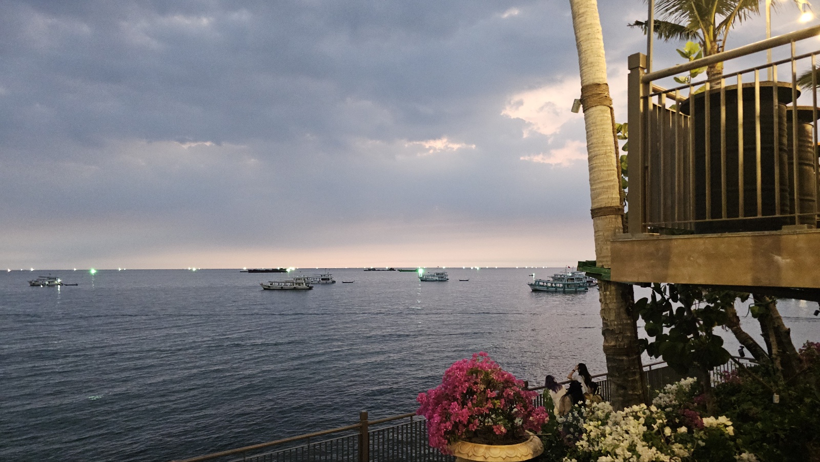 [25.3월] 푸꾸옥 #11&amp;#124;선셋타운 야시장(Chợ Đ&ecirc;m Vui-Fest Bazaar)&amp;마트(Vietnam Select)