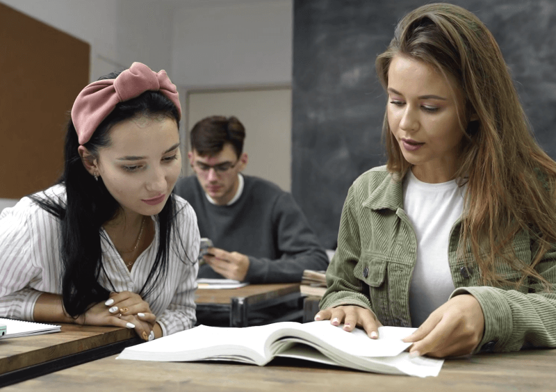 교사-학생-강사-공부