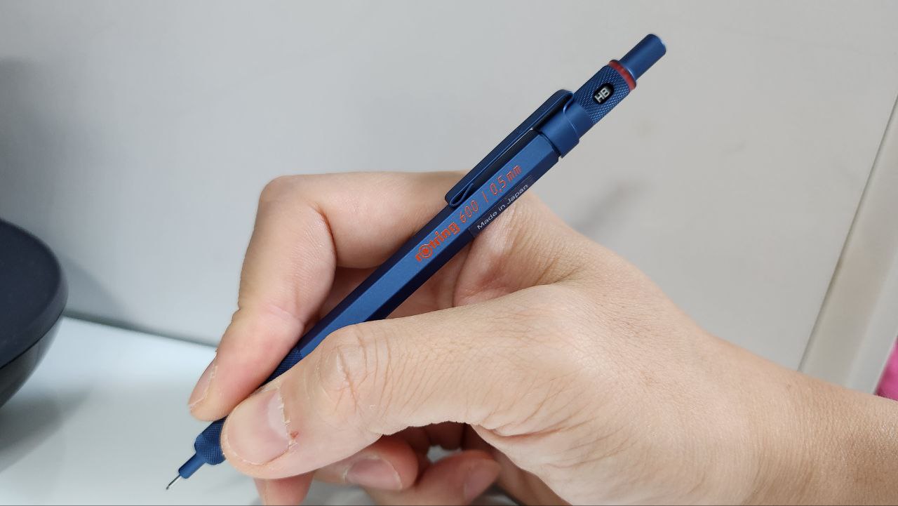 로트링600 색깔추천