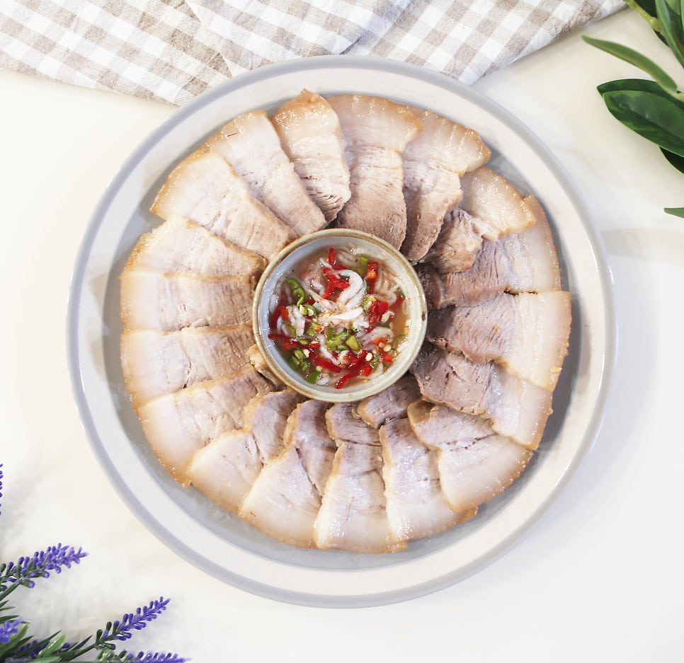 돼지고기 수육 삶는법