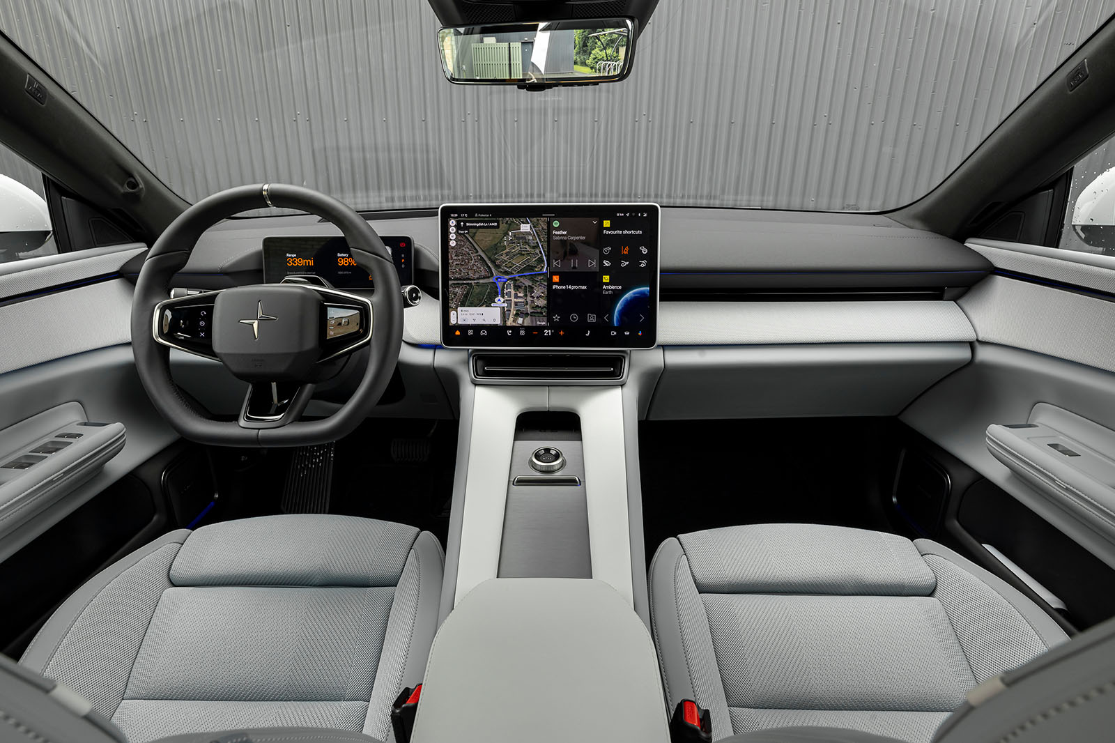 폴스타 폴스타 4