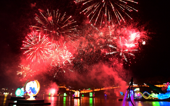 진주남강 유등축제 일정