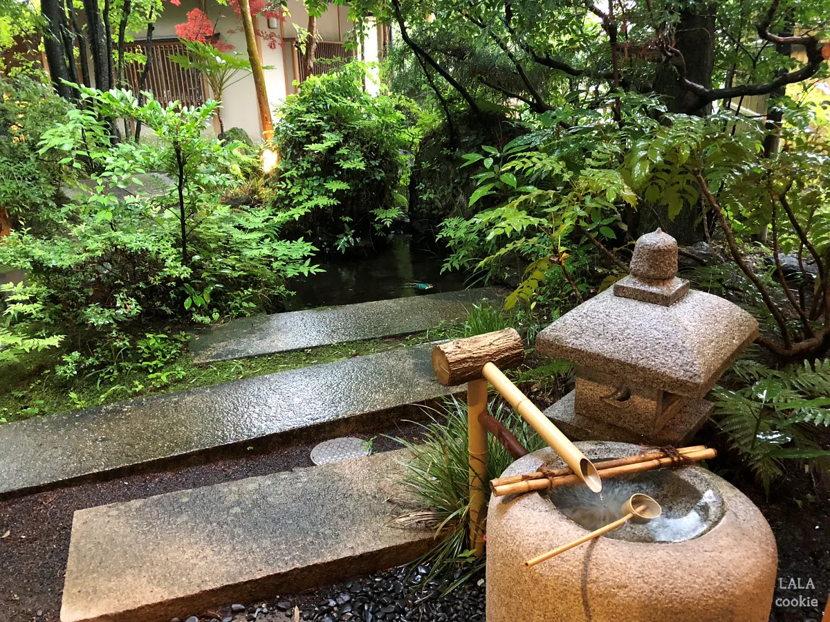 후쿠오카-유후인-료칸-추천-야마다야-온천가는-길