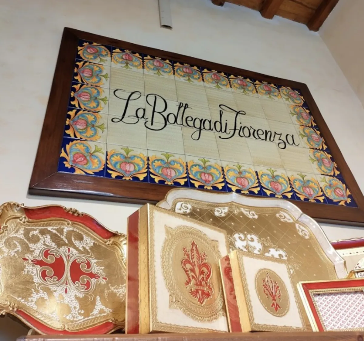 이탈리아-피렌체-기념품-선물-편집숍-쇼핑-갈만한곳-정교한-작품