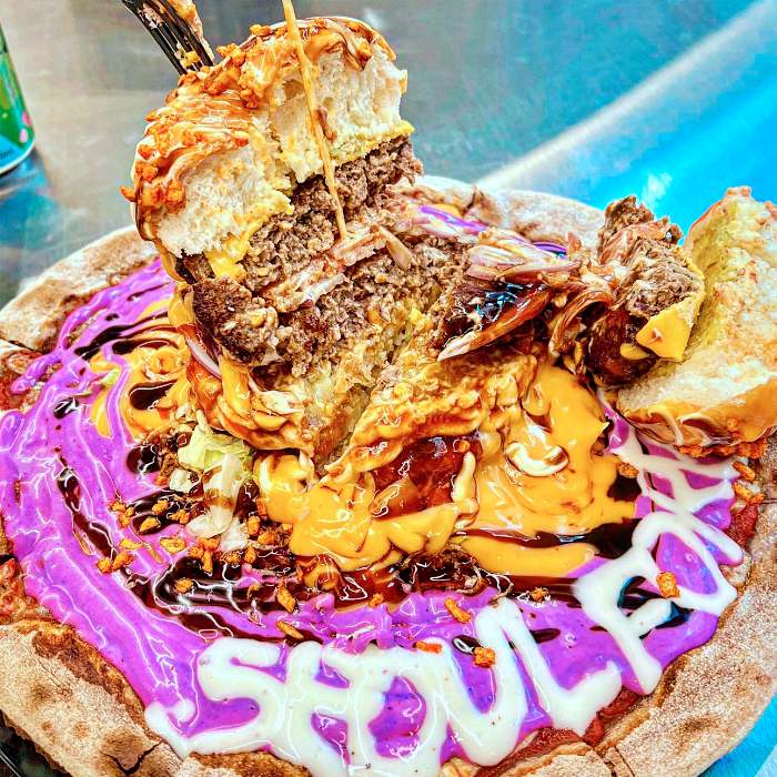 성수, 서울숲, 뚝섬 맛집 수제버거, 폭포 치즈 토핑, 탑 뉴욕 치즈 타워 피자