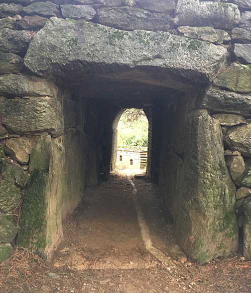 다른-성곽길-가는-입구