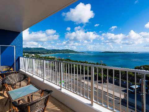 츄라우미 수족관에서 가까운 리조트