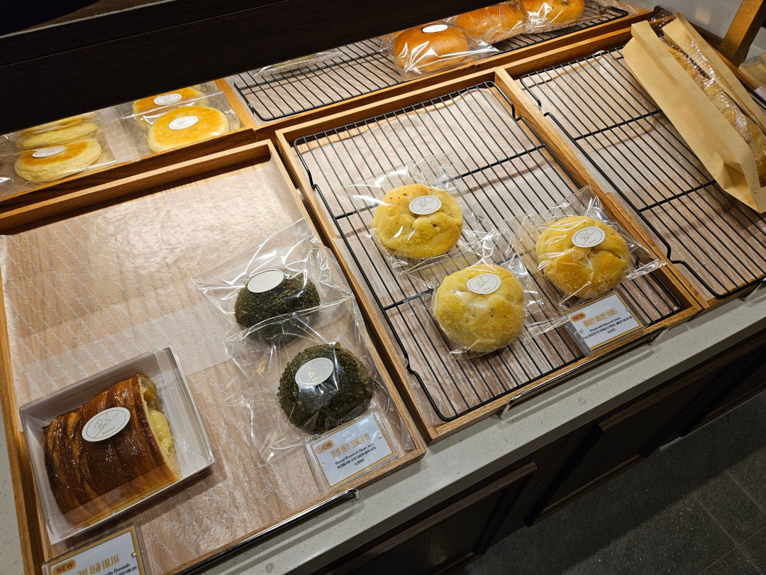 디아넥스 호텔 빵과 와인