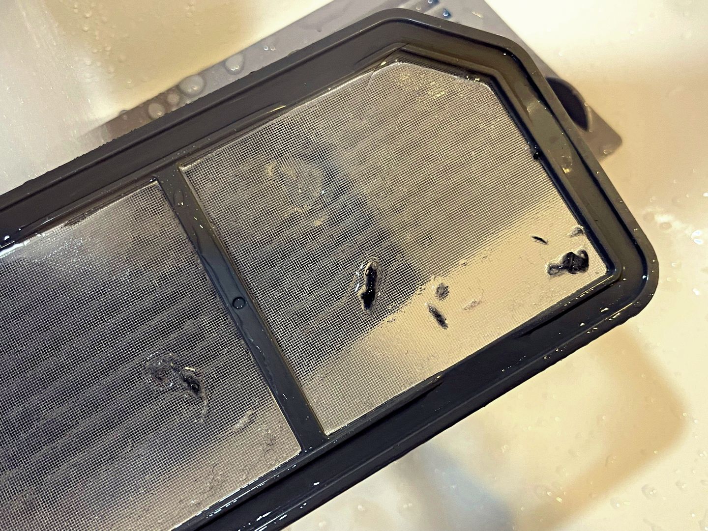 삼성 에어드레서 먼지필터 물청소