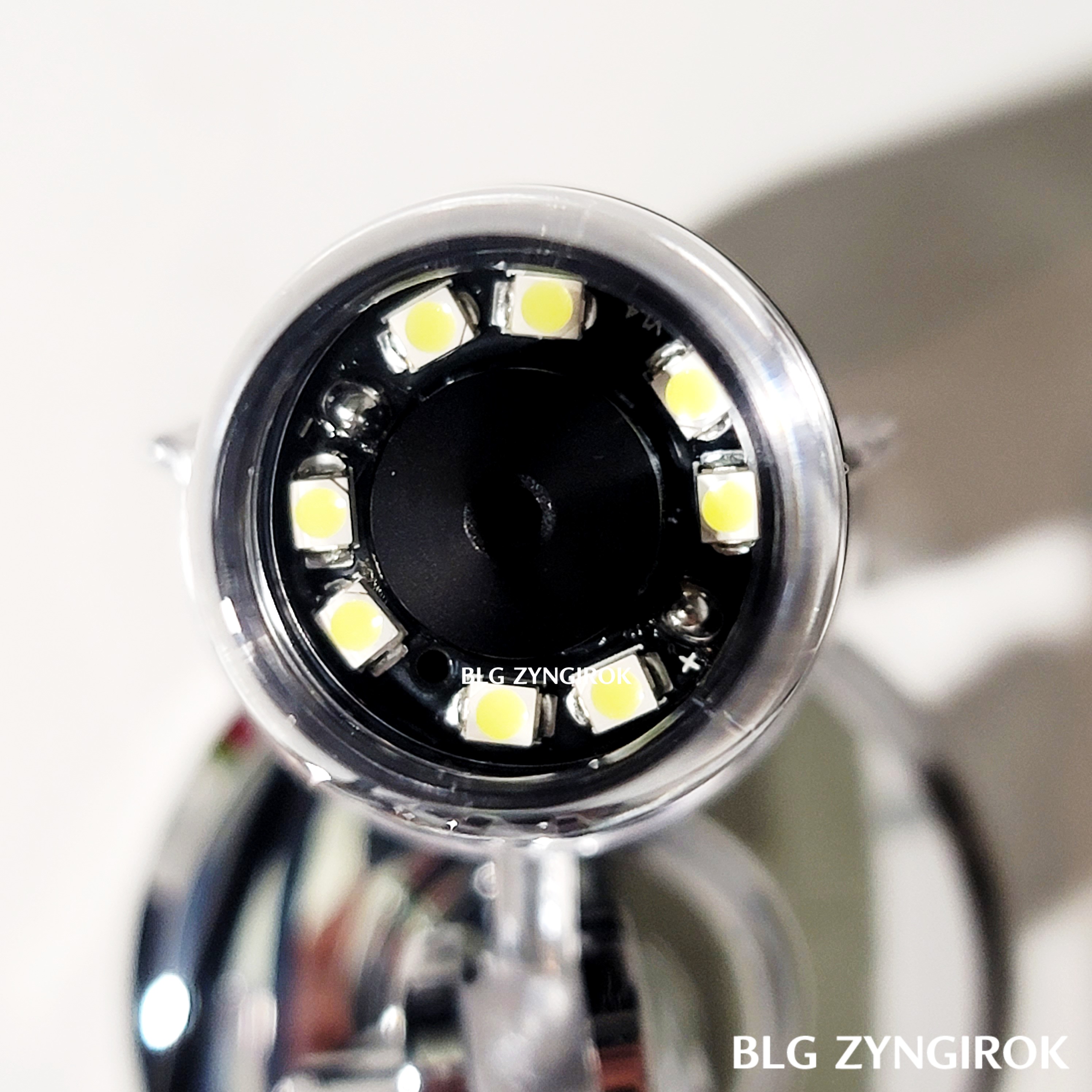 카메라 렌즈 모습이다.