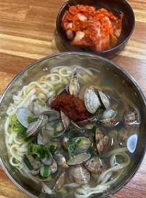 매운바지락칼국수