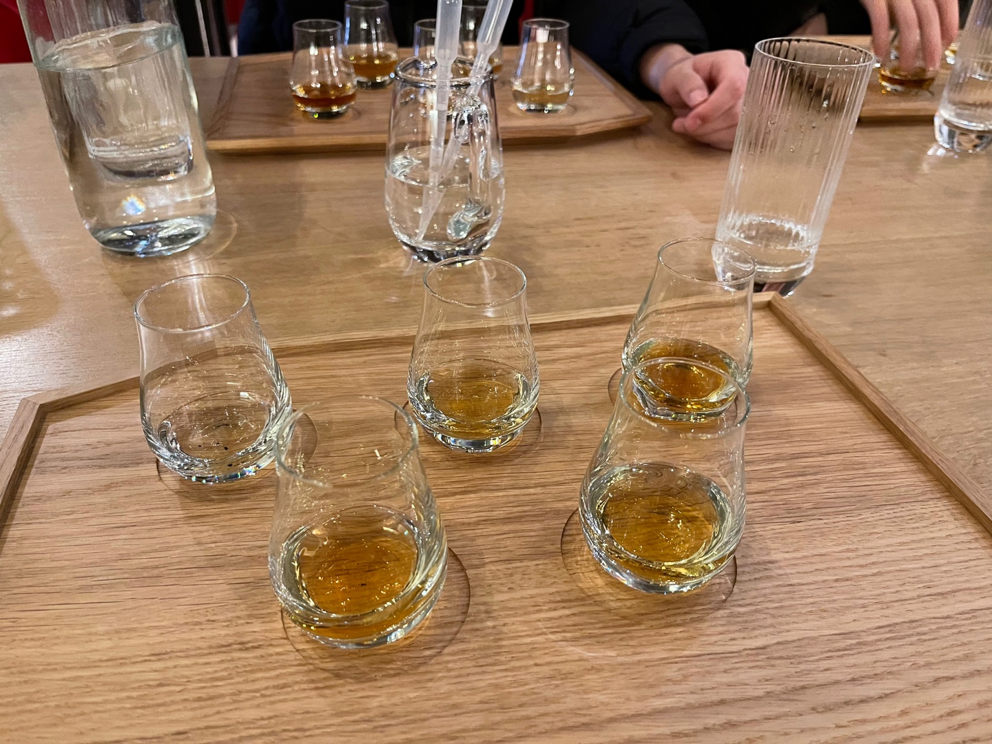 달유인 와인 캐스크 2010 빈티지, 카듀 버번 캐스크 2011 빈티지, 크라겐모어 리필 버번 캐스크 2008 빈티지, 링크우드 EX 버번 캐스크 2010 빈티지, 벤리네스 와인 캐스크 2009 빈티지