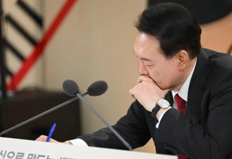 황상무 수석 사퇴 이유 &amp;#124; 회칼테러 황상무 프로필 나이 고향 학력 재산 MBC 경력