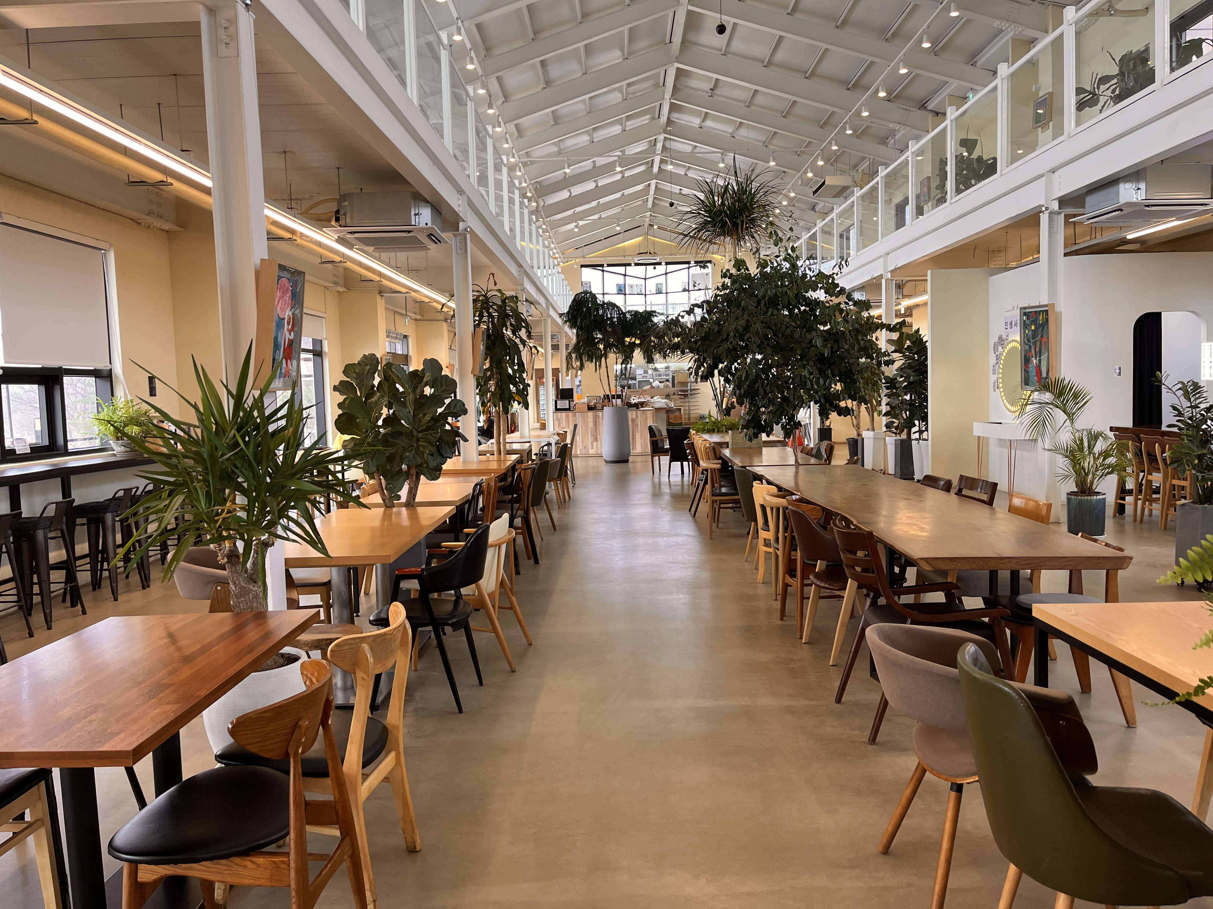 용인 대형 베이커리 카페 라미르