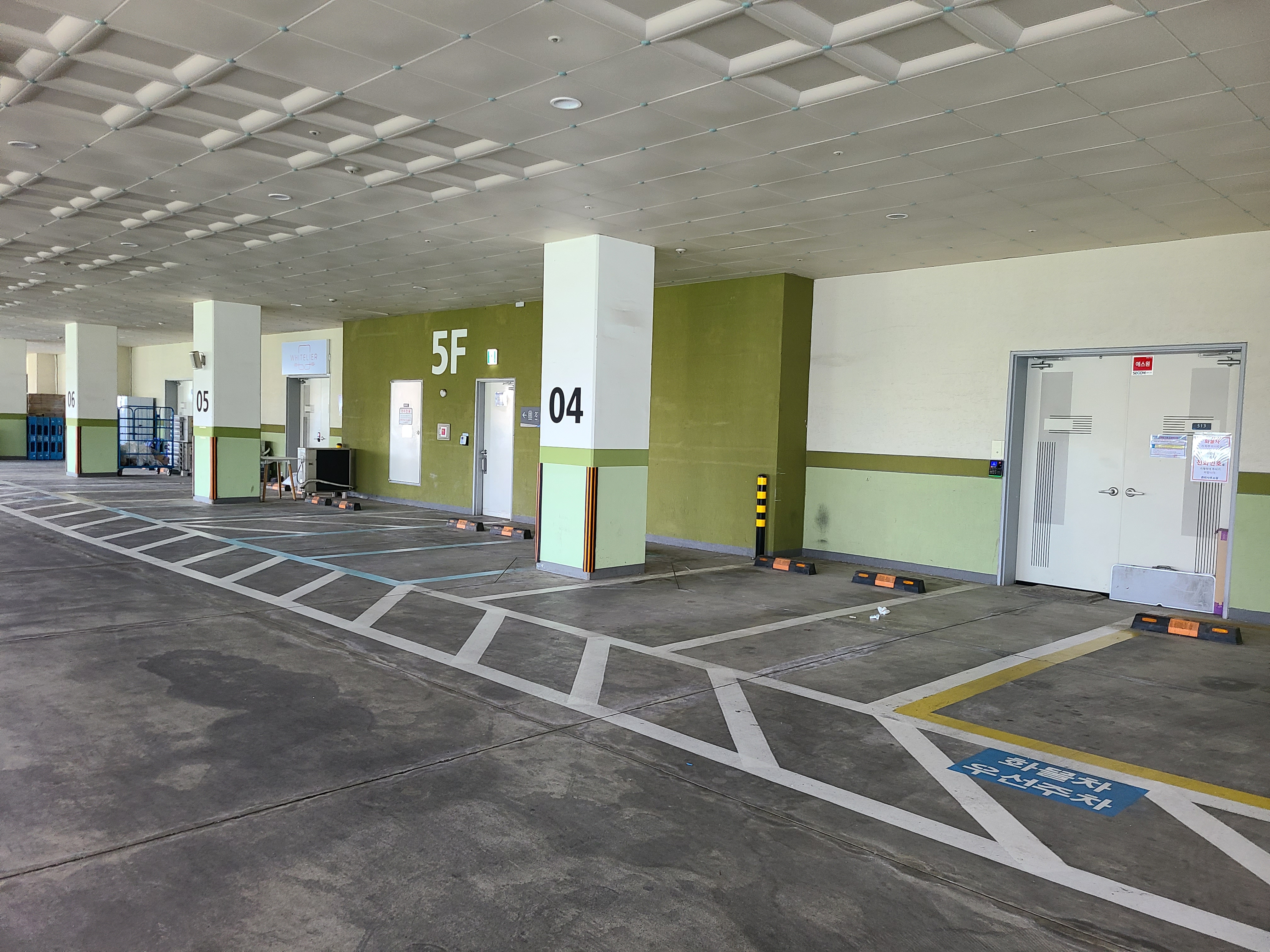 광교 센트럴비즈타워 드라이브인4