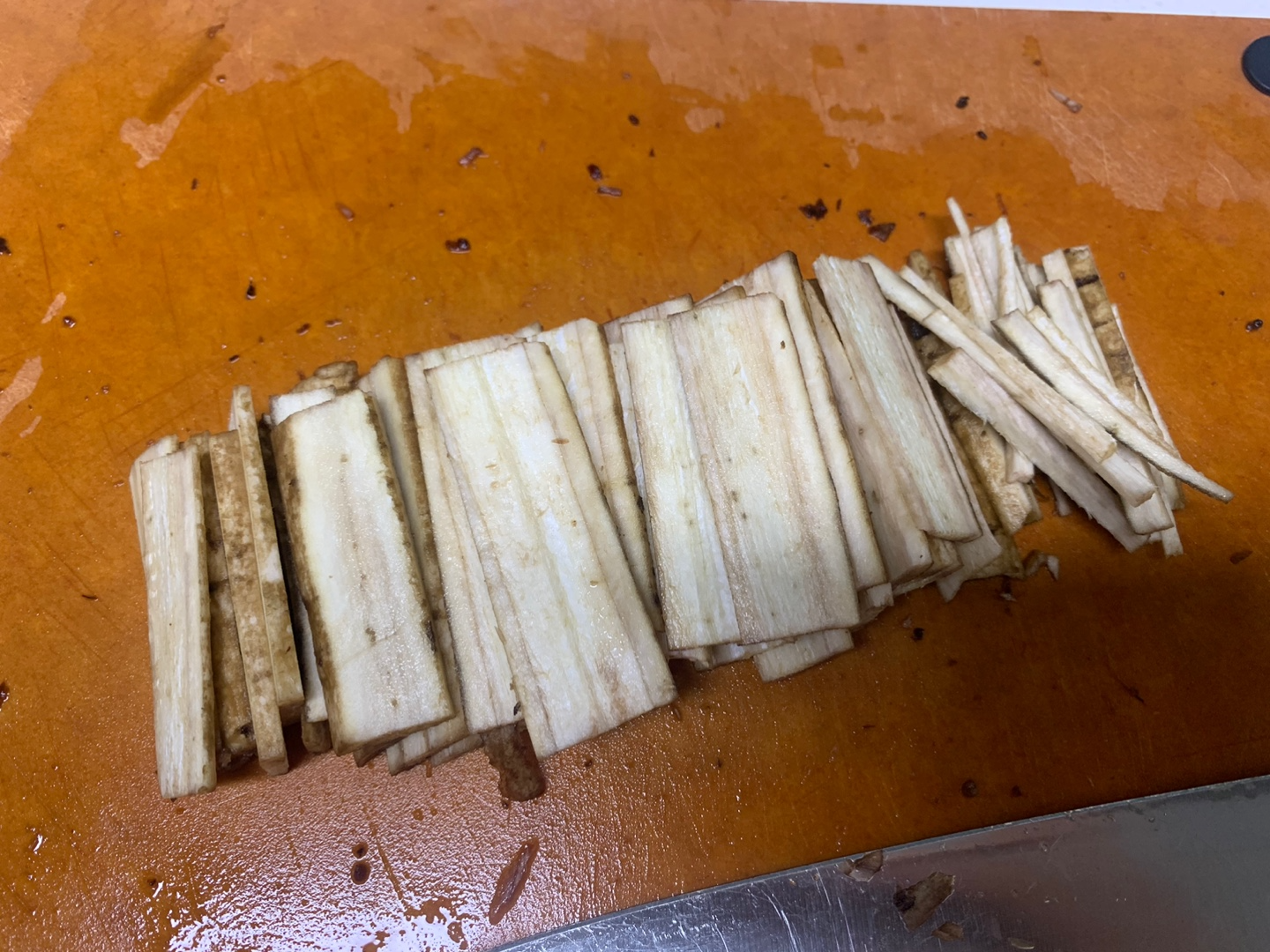 우엉 채썰기 사진