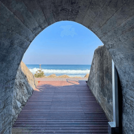 한섬해변과-한섬감성바닷길