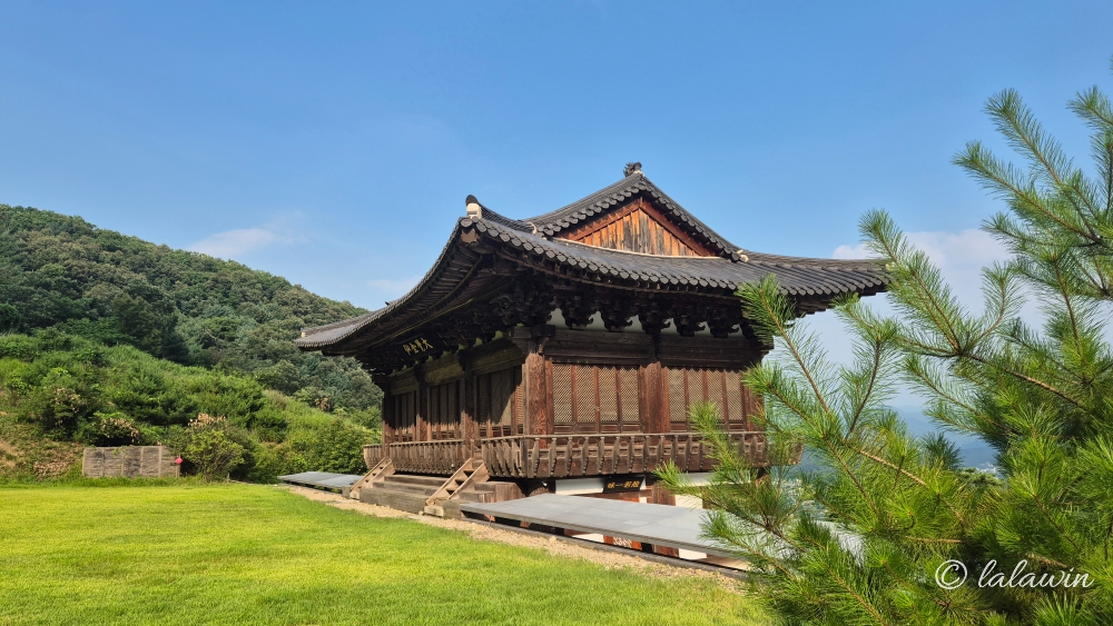 김교각지장왕수법기장, 교각전