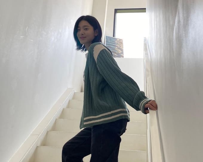 설인아 사복