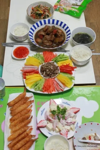 생일상 차림 음식 구성 아이디어 및 상차림 예시 정리_16