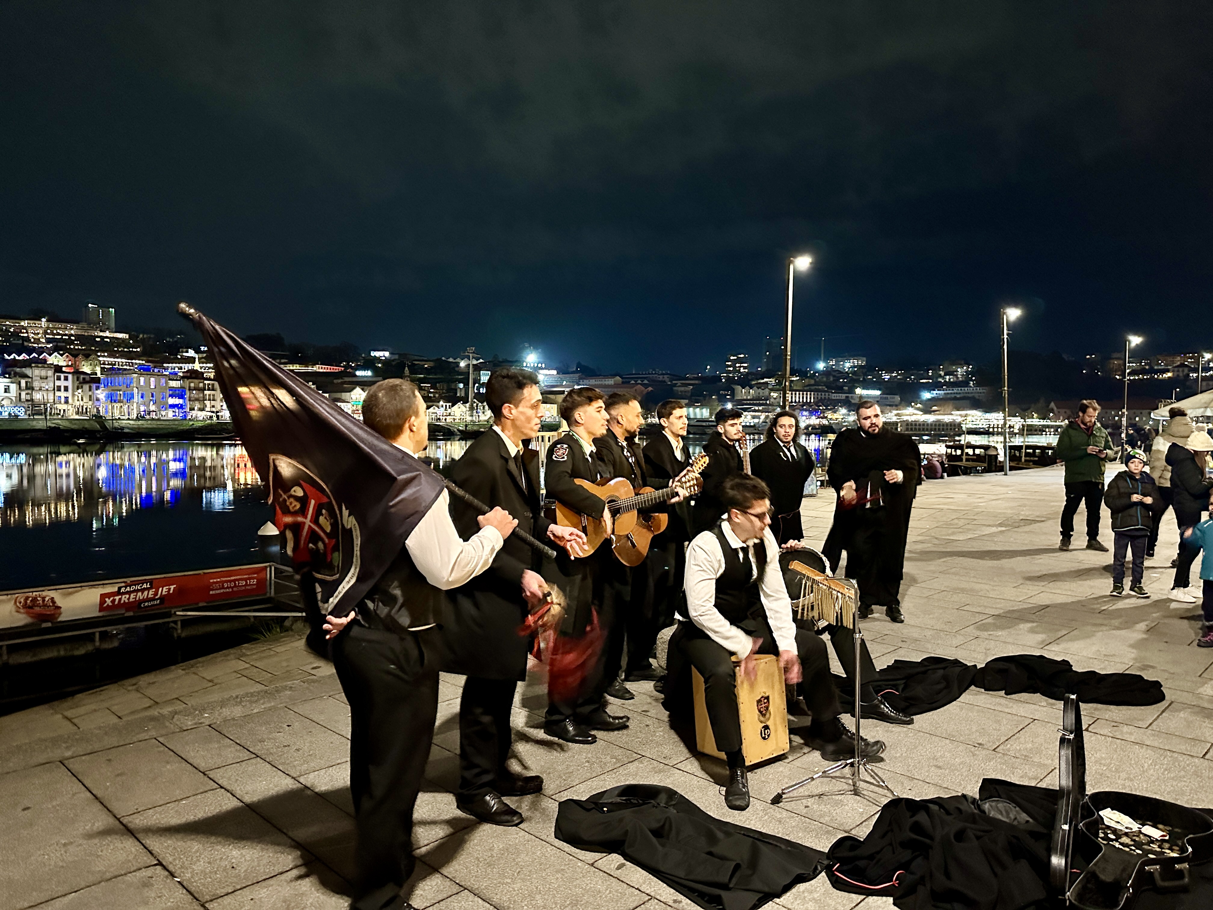 포르투 거리의 악사들