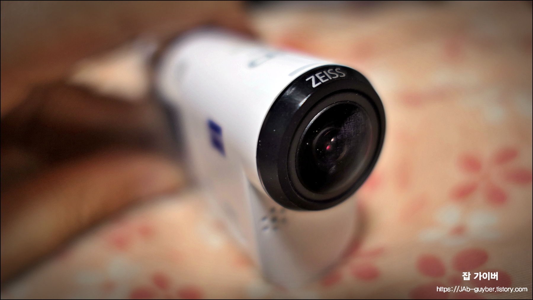 소니 HDR-AS200V ZEISS Tessar 광각 렌즈